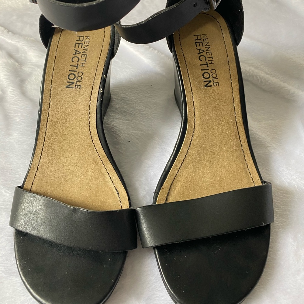 Kenneth Cole Reaction wedges